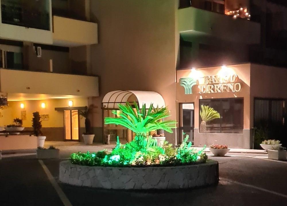 Parco Tirreno Hotel Rom Exteriör bild