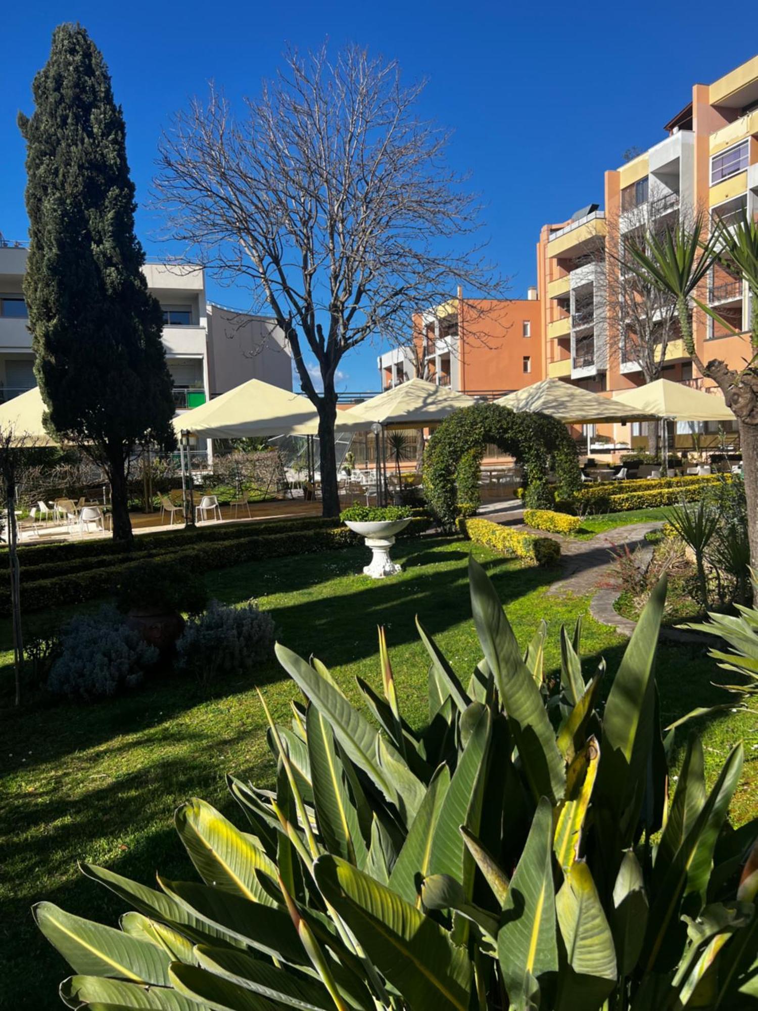 Parco Tirreno Hotel Rom Exteriör bild